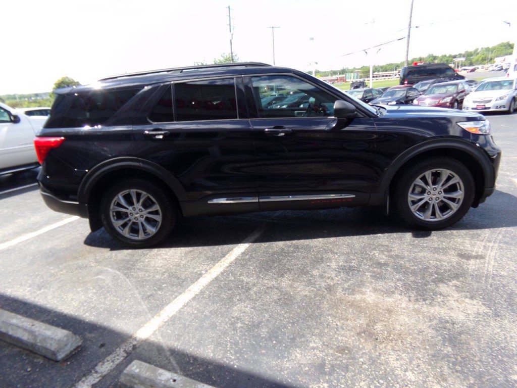 2020 Ford Explorer Image 66