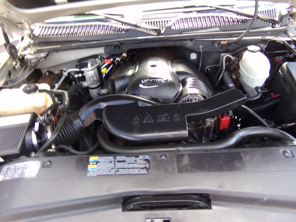 2005 Cadillac Escalade Image 39