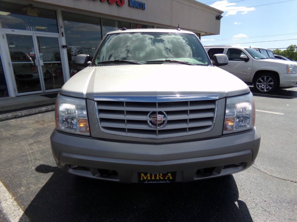 2005 Cadillac Escalade Image 45