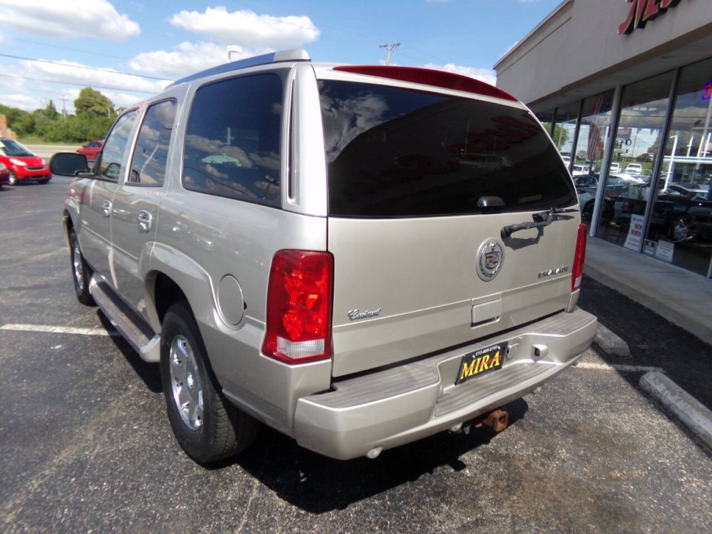 2005 Cadillac Escalade Image 48