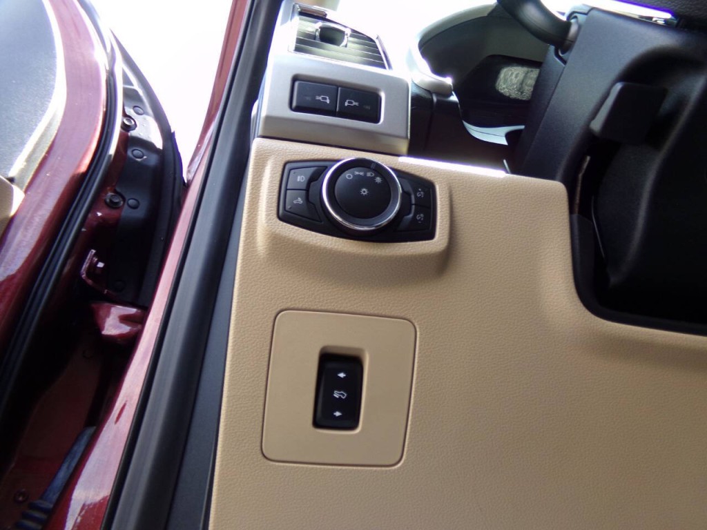 2016 Ford F-150 Image 30