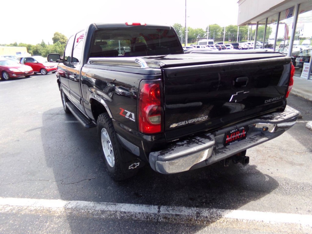 2005 Chevrolet Silverado 1500 Image 3