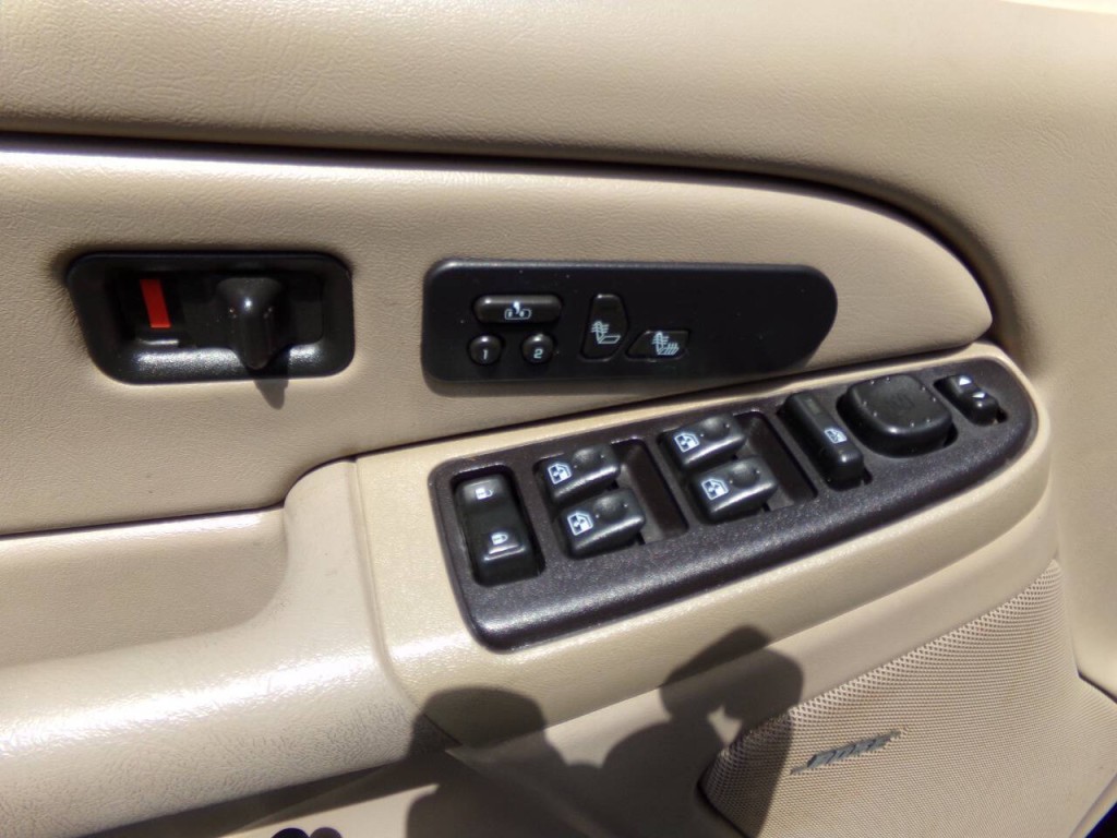 2005 Chevrolet Silverado 1500 Image 18
