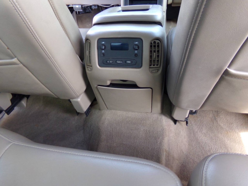 2005 Chevrolet Silverado 1500 Image 31