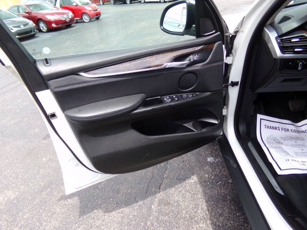 2015 BMW X5 Image 12