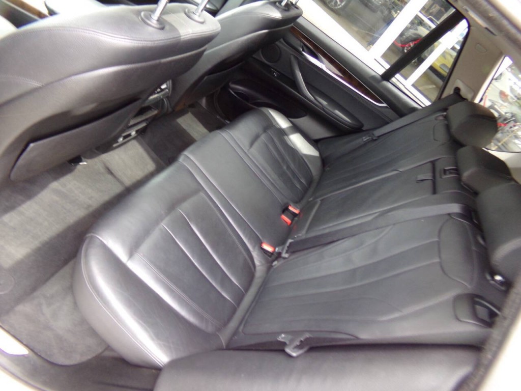 2015 BMW X5 Image 14