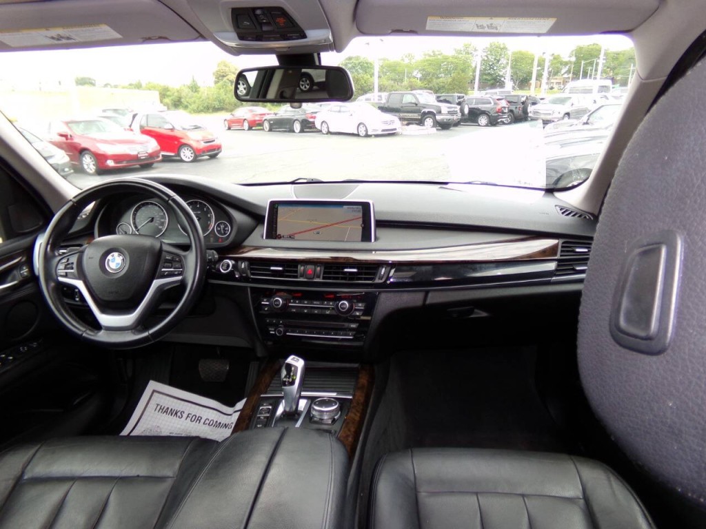 2015 BMW X5 Image 26