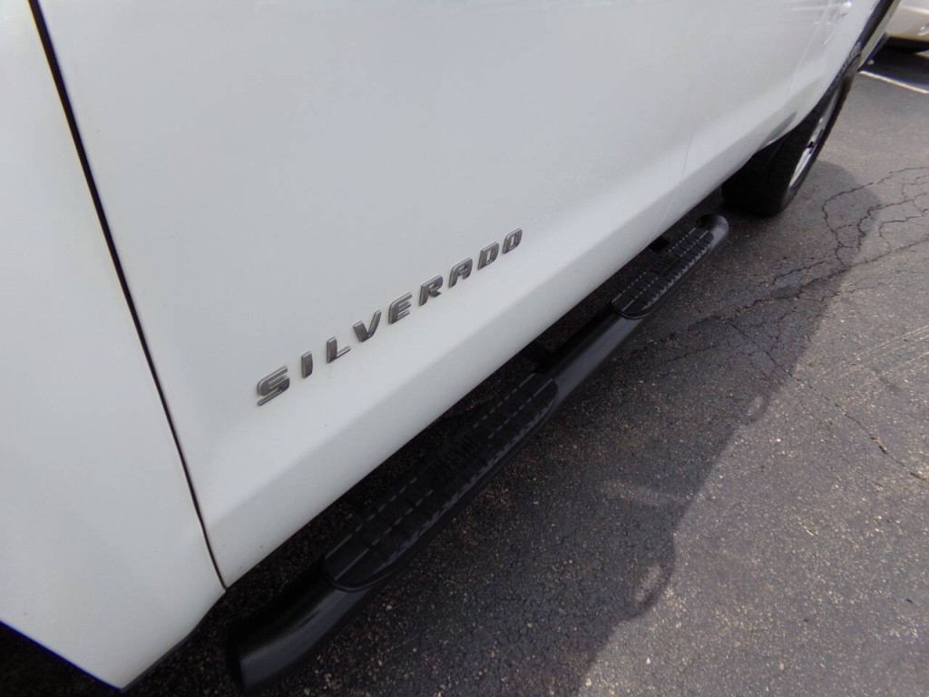 2019 Chevrolet Silverado 1500 Image 32