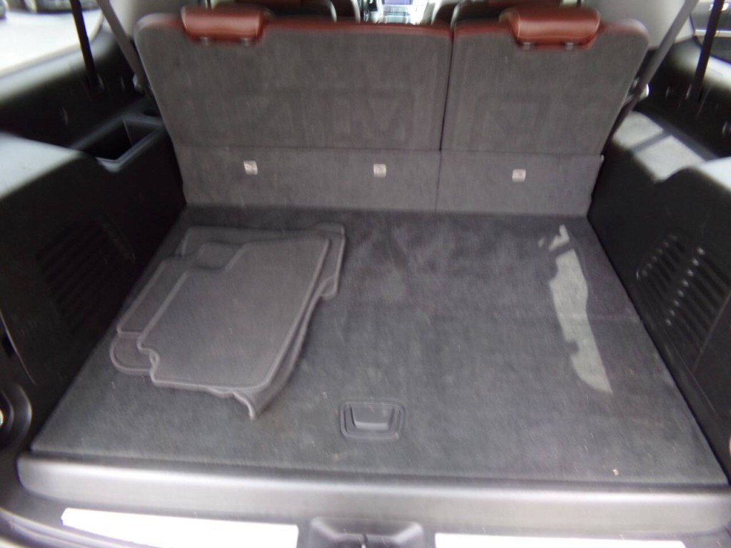 2019 Chevrolet Suburban Image 26