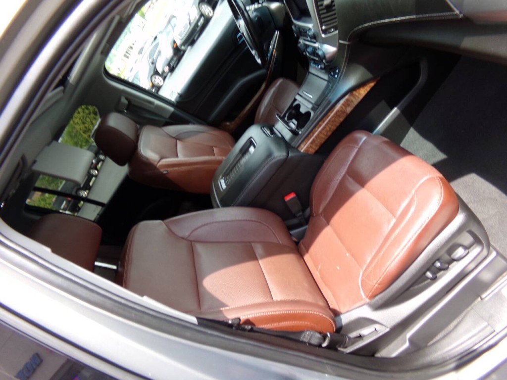 2019 Chevrolet Suburban Image 37