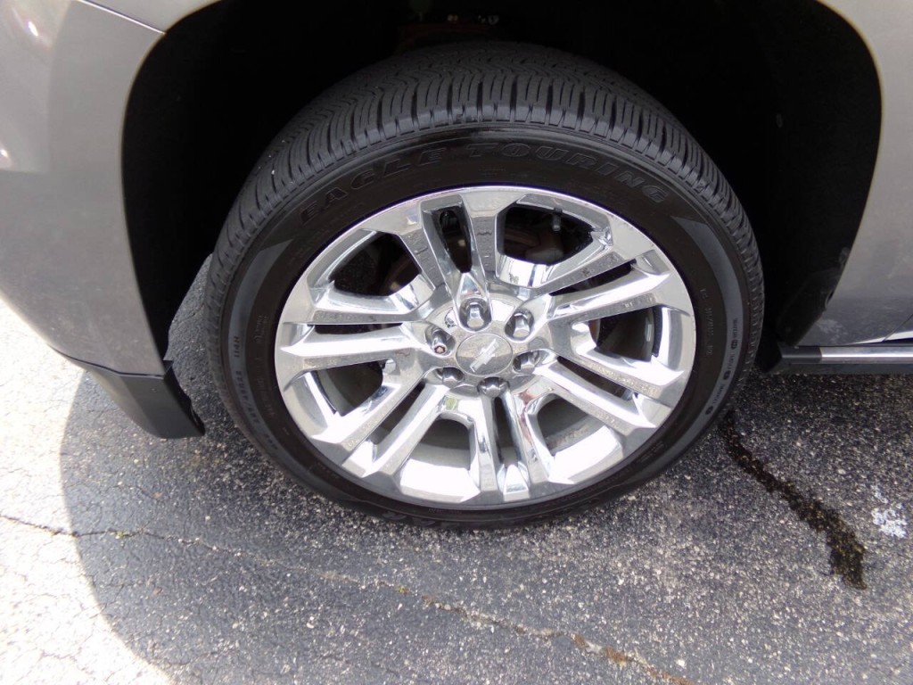 2019 Chevrolet Suburban Image 44