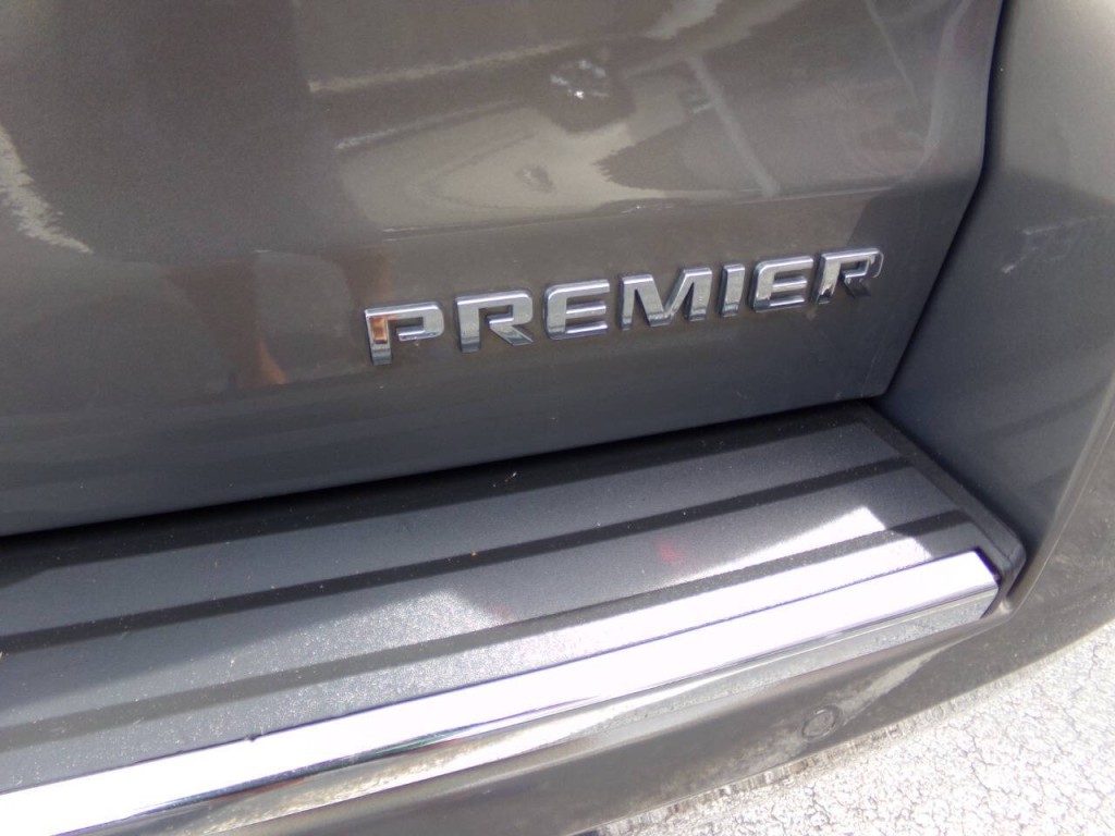 2019 Chevrolet Suburban Image 52