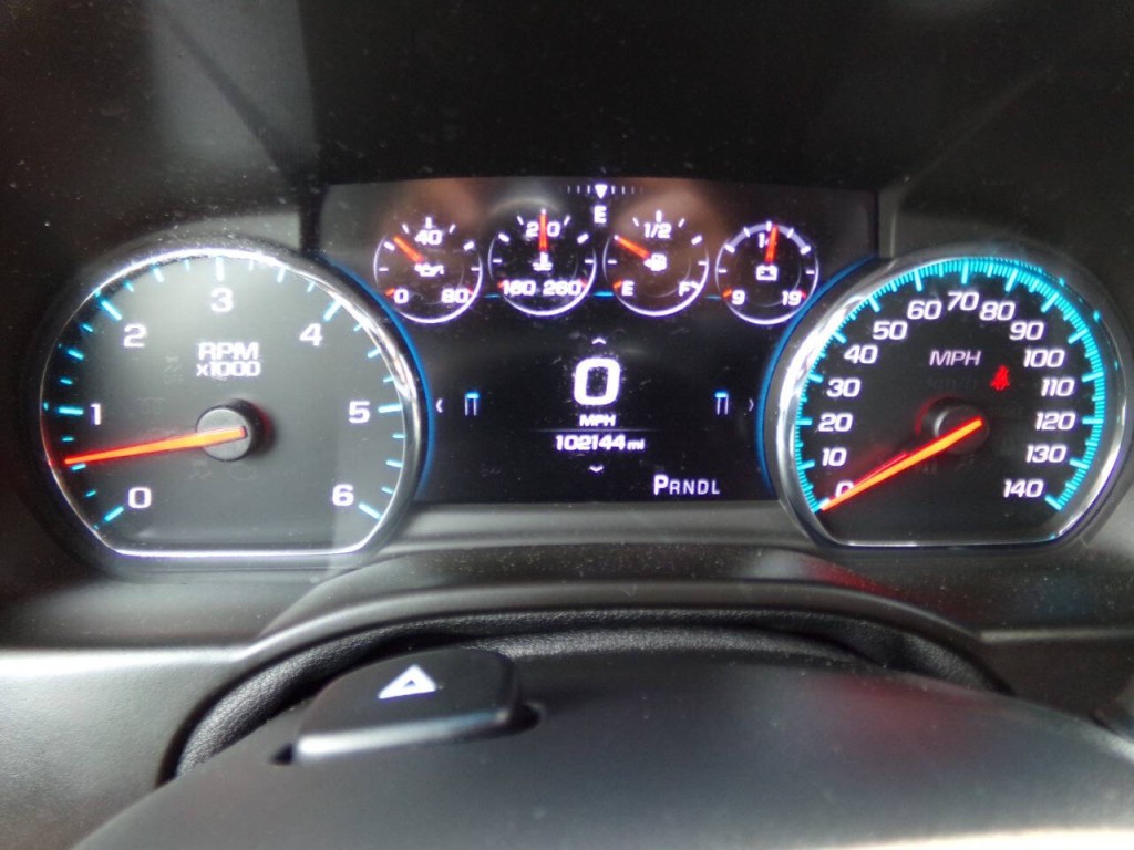 2019 Chevrolet Suburban Image 64