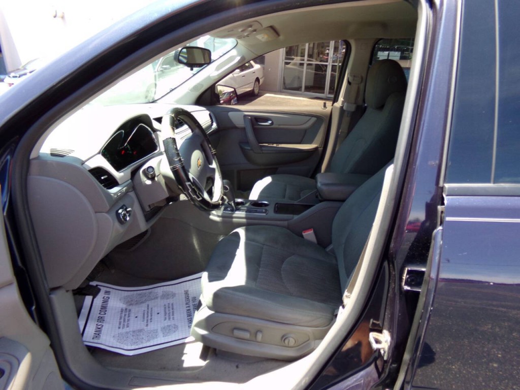 2017 Chevrolet Traverse Image 8