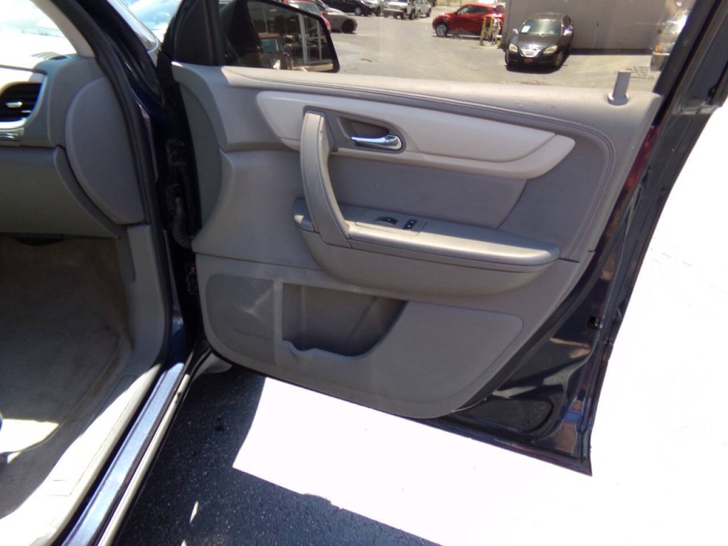 2017 Chevrolet Traverse Image 28
