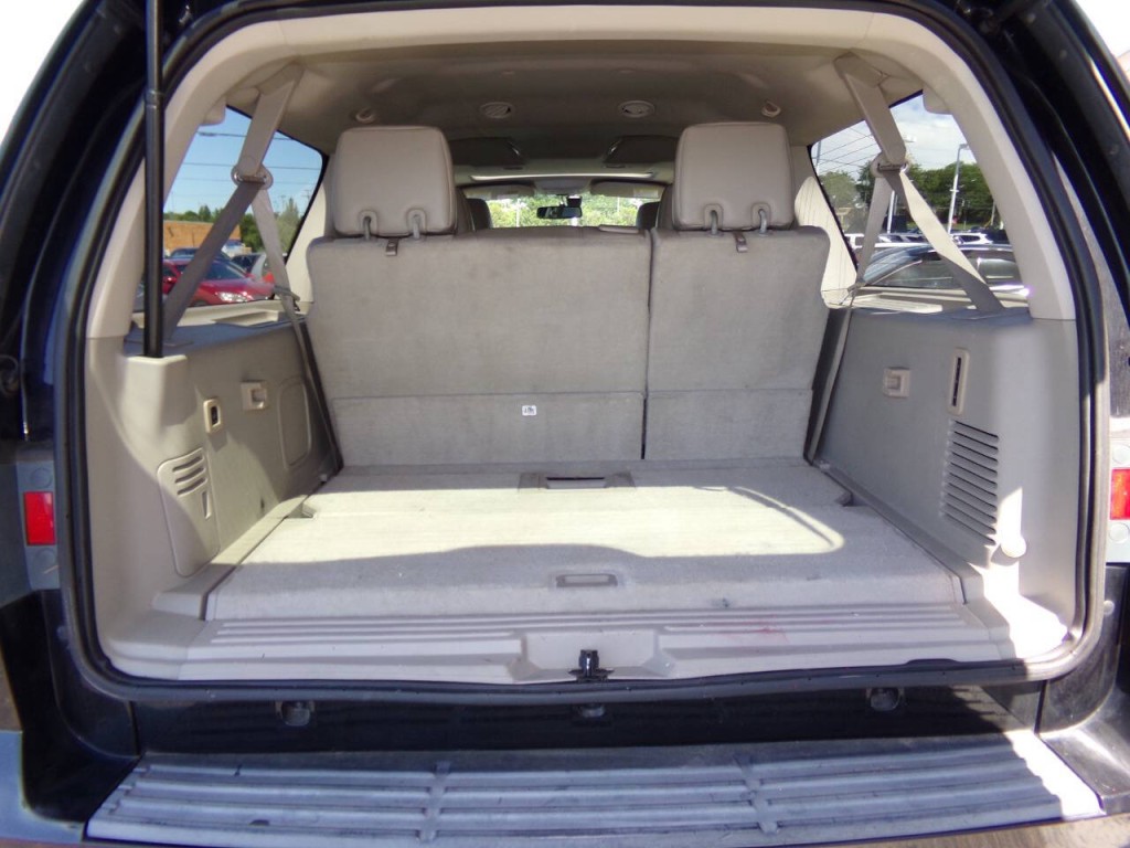 2016 Lincoln Navigator Image 22