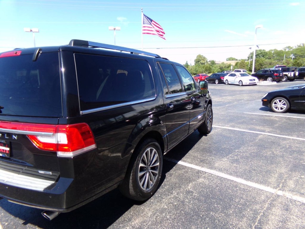 2016 Lincoln Navigator Image 49