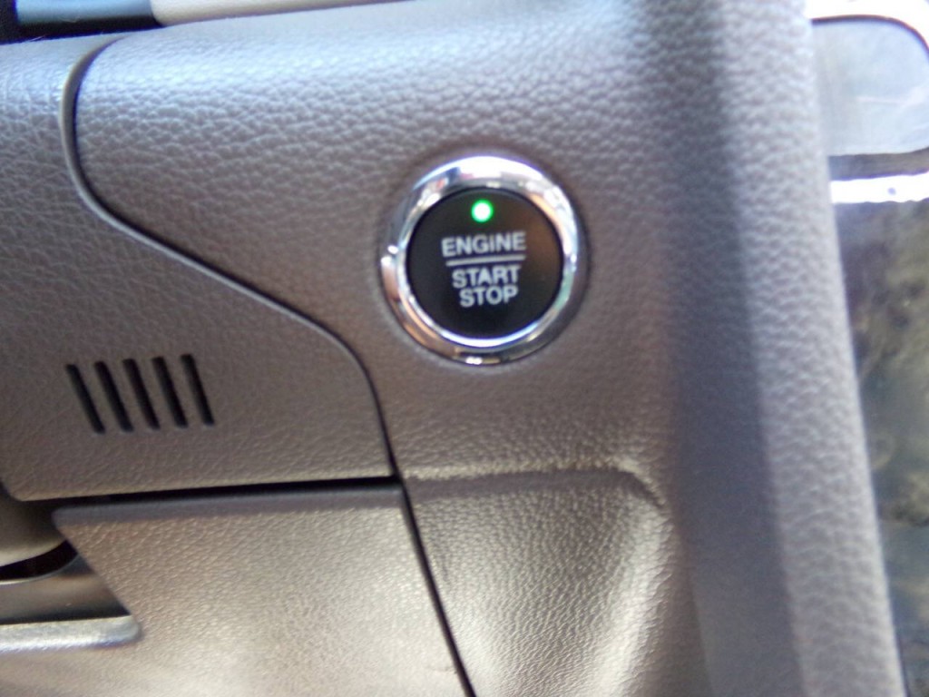 2016 Lincoln Navigator Image 63