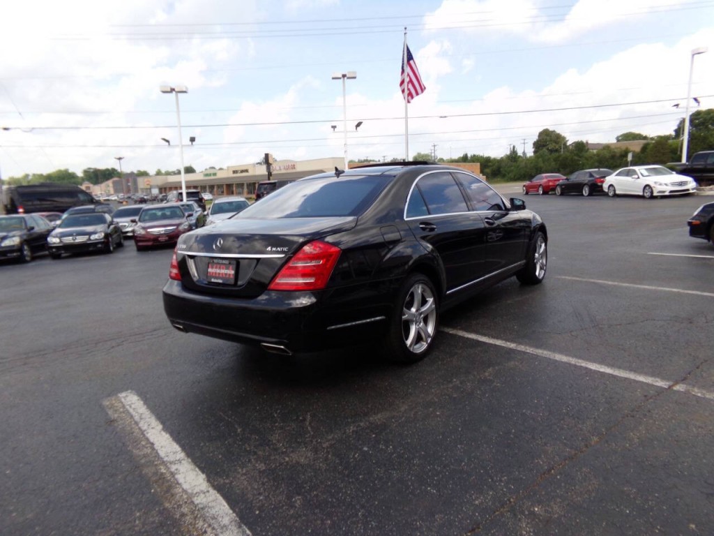 2013 Mercedes-Benz S-Class Image 7