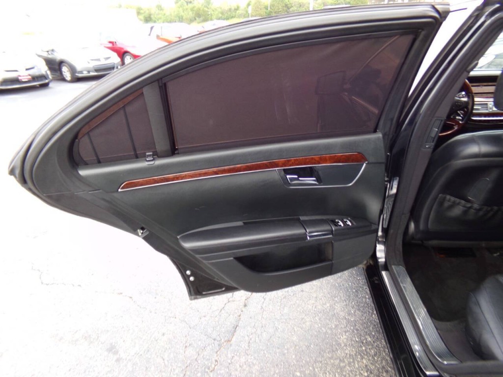 2013 Mercedes-Benz S-Class Image 22