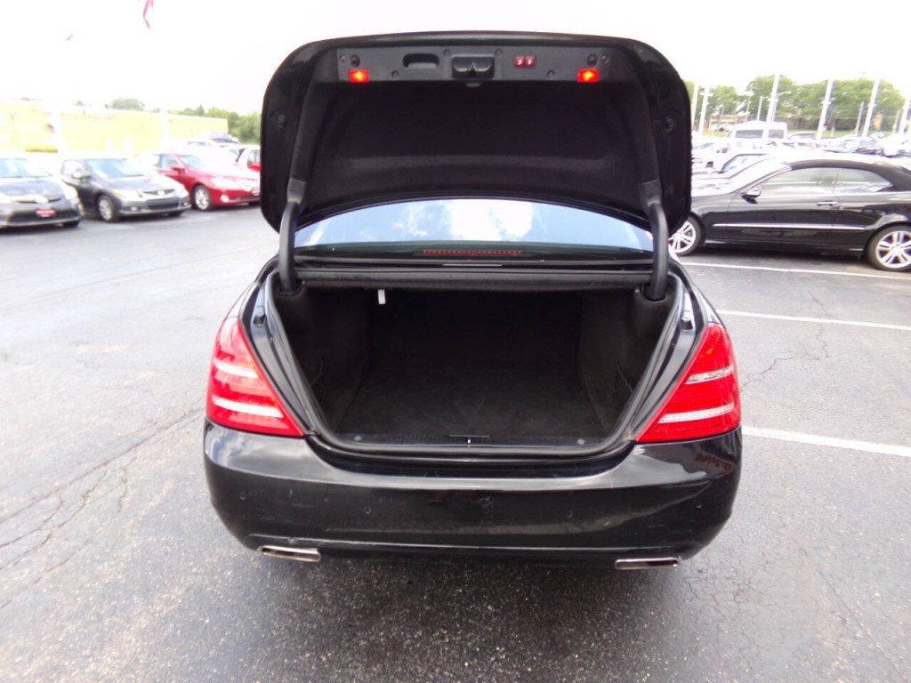 2013 Mercedes-Benz S-Class Image 24
