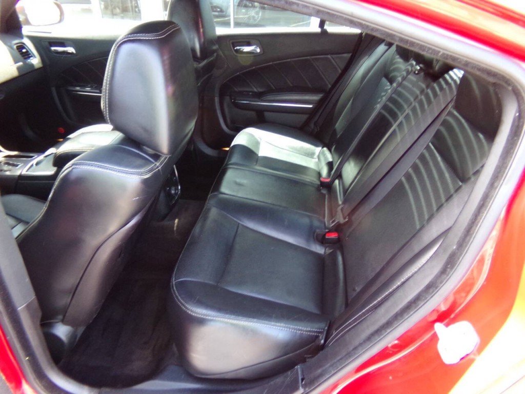 2012 Dodge Charger Image 15