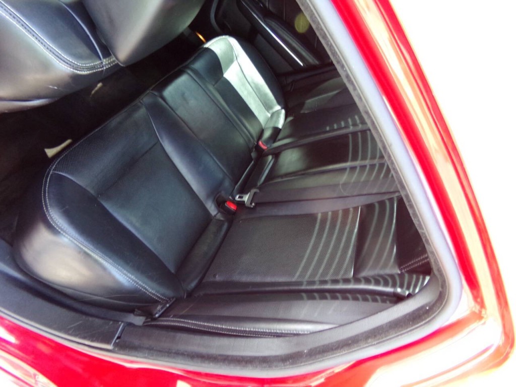 2012 Dodge Charger Image 16