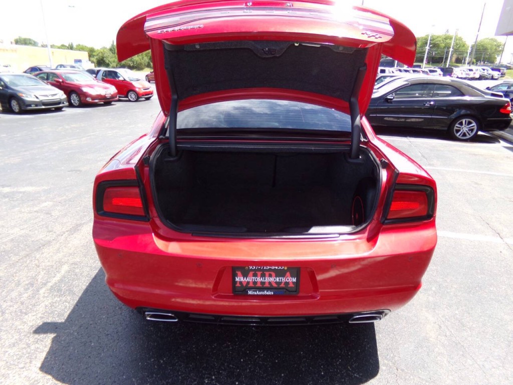 2012 Dodge Charger Image 19