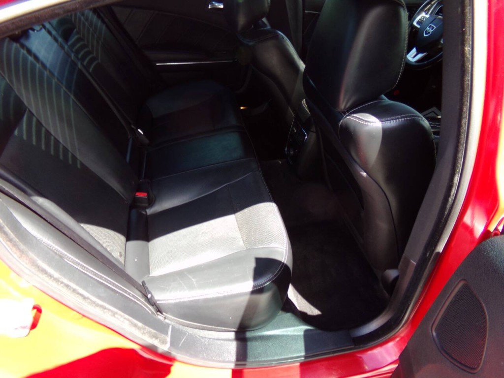 2012 Dodge Charger Image 20