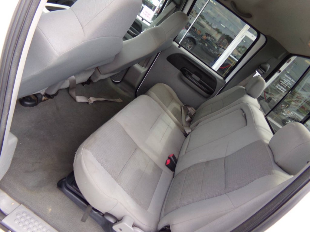 2005 Ford F-250 Image 14