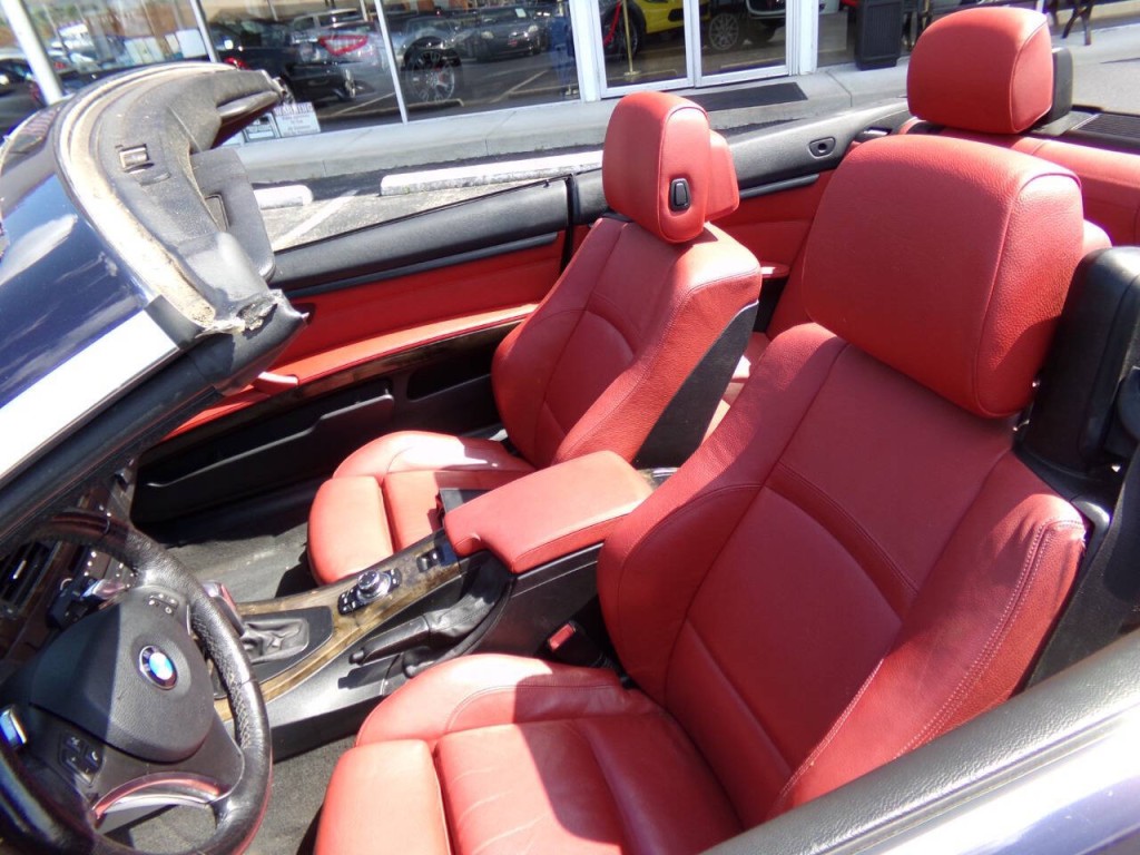 2009 BMW 3 Series Image 18