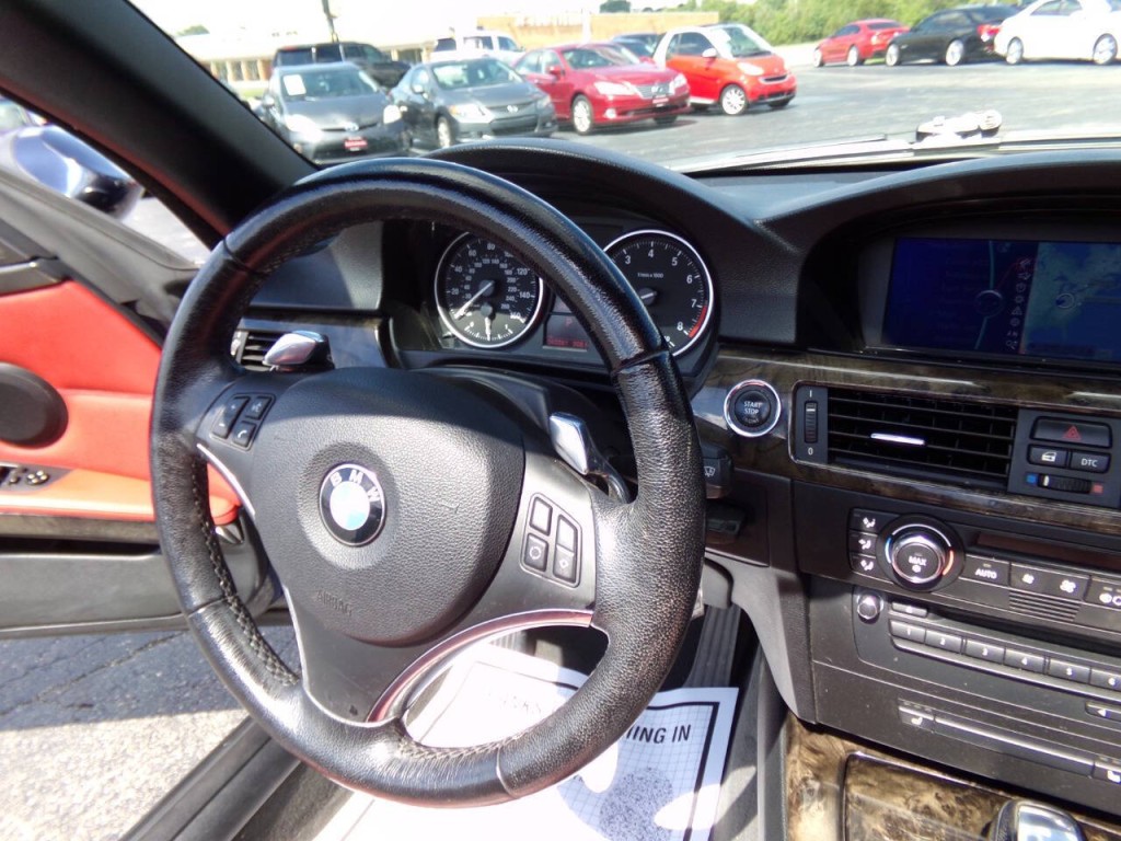 2009 BMW 3 Series Image 35