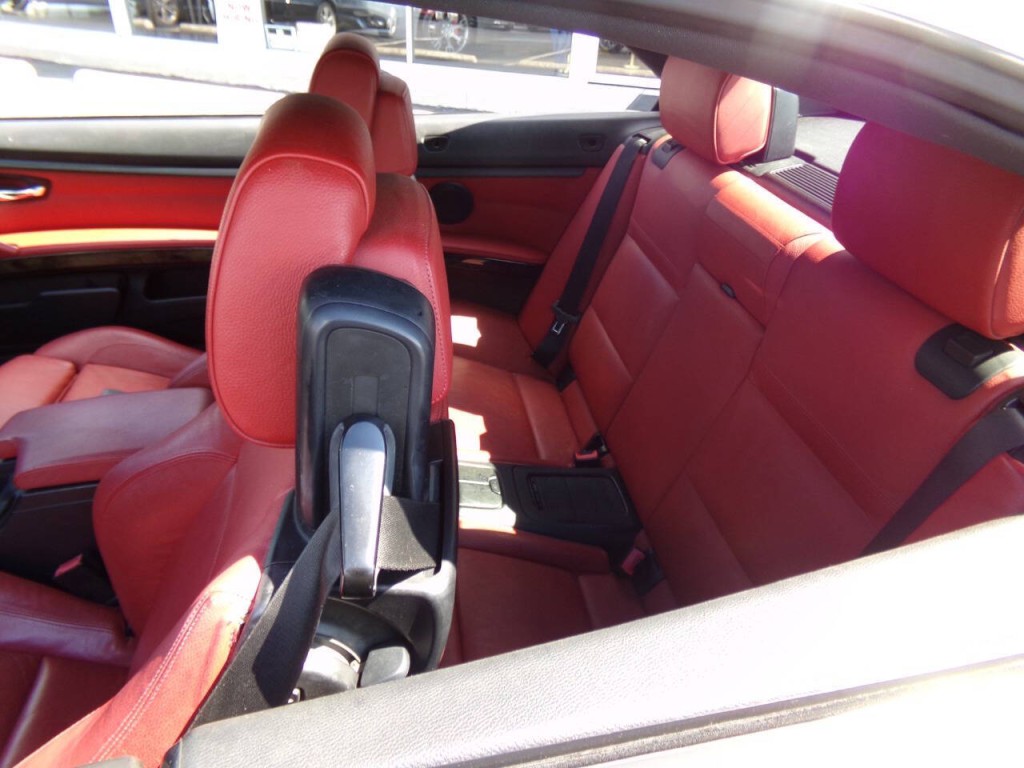 2009 BMW 3 Series Image 59