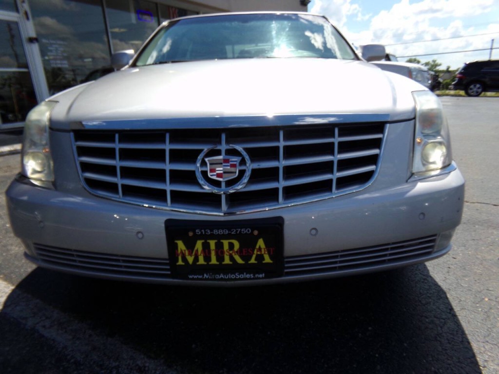 2010 Cadillac DTS Image 54