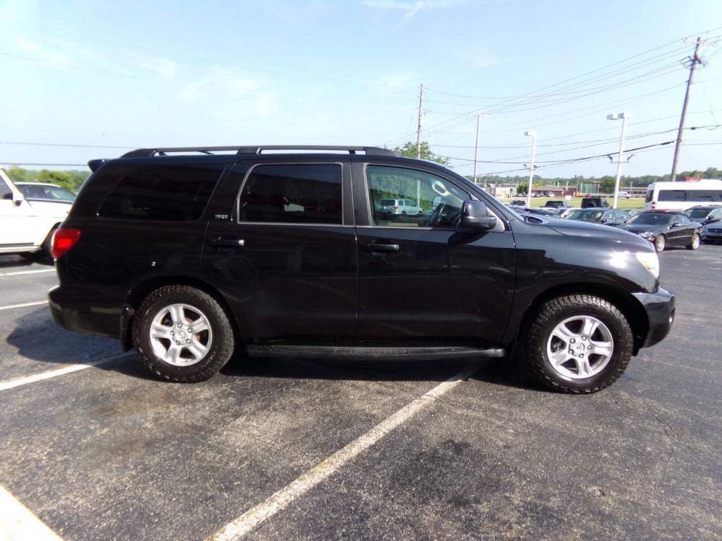 2015 Toyota Sequoia Image 4