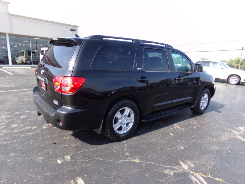 2015 Toyota Sequoia Image 48