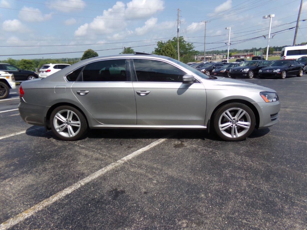 2014 Volkswagen Passat Image 5