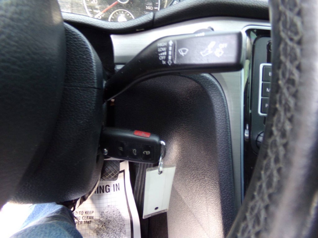 2014 Volkswagen Passat Image 16