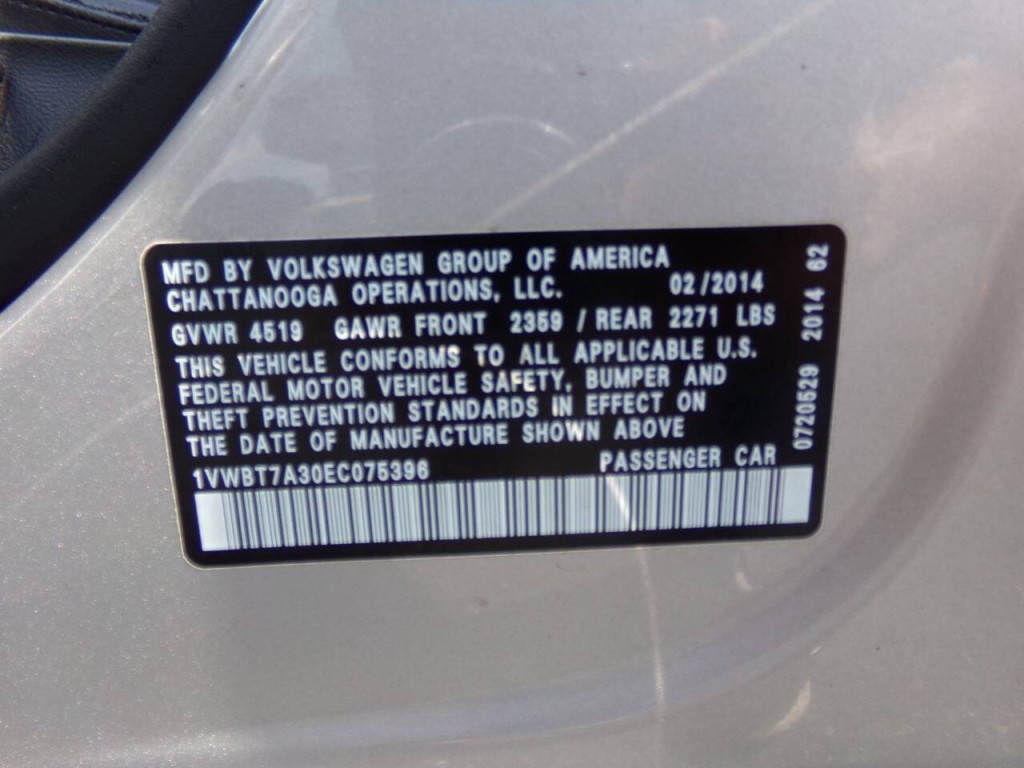 2014 Volkswagen Passat Image 48