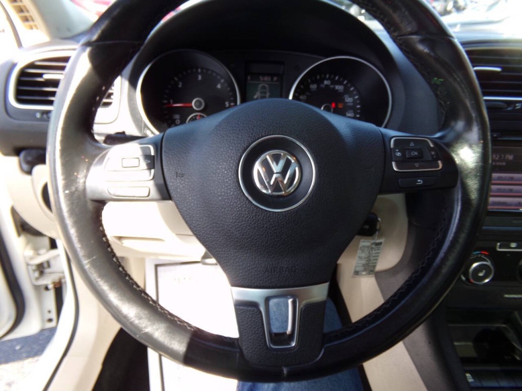 2014 Volkswagen Jetta Image 31
