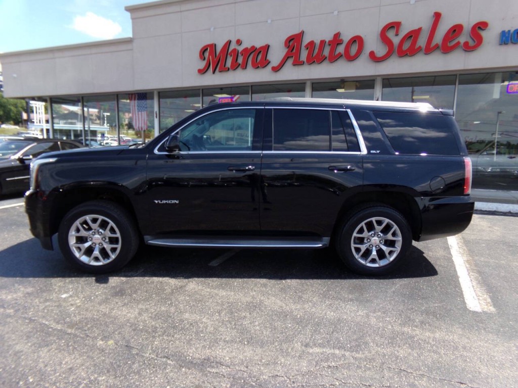 2015 GMC Yukon Image 2
