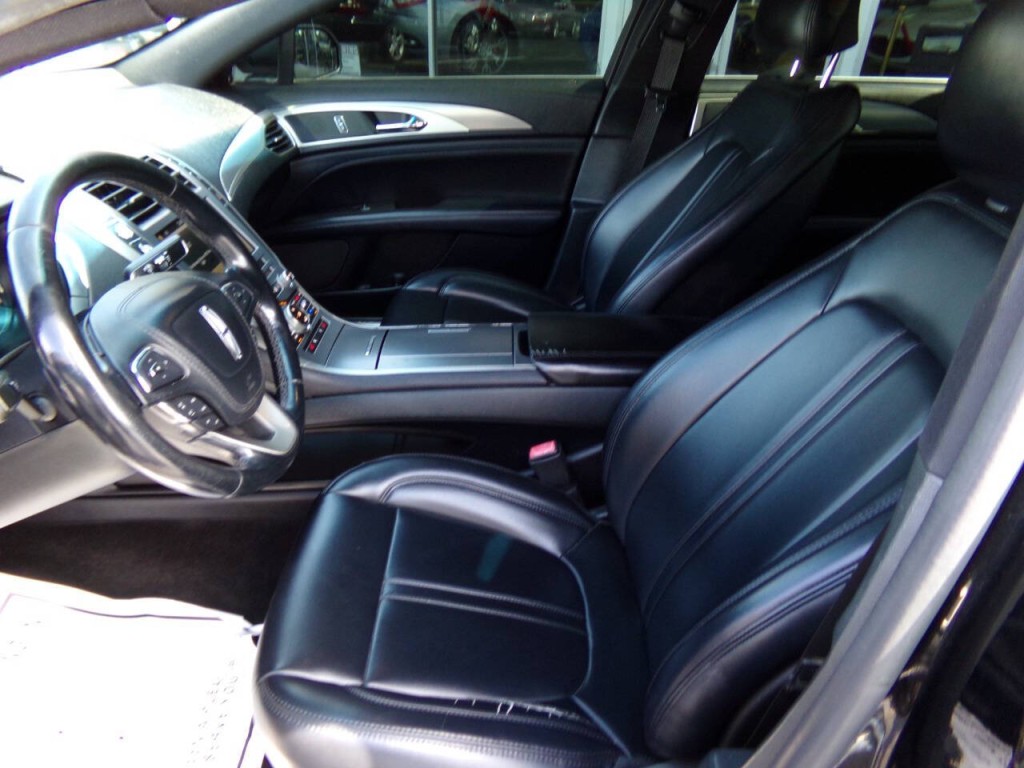 2017 Lincoln MKZ Image 8