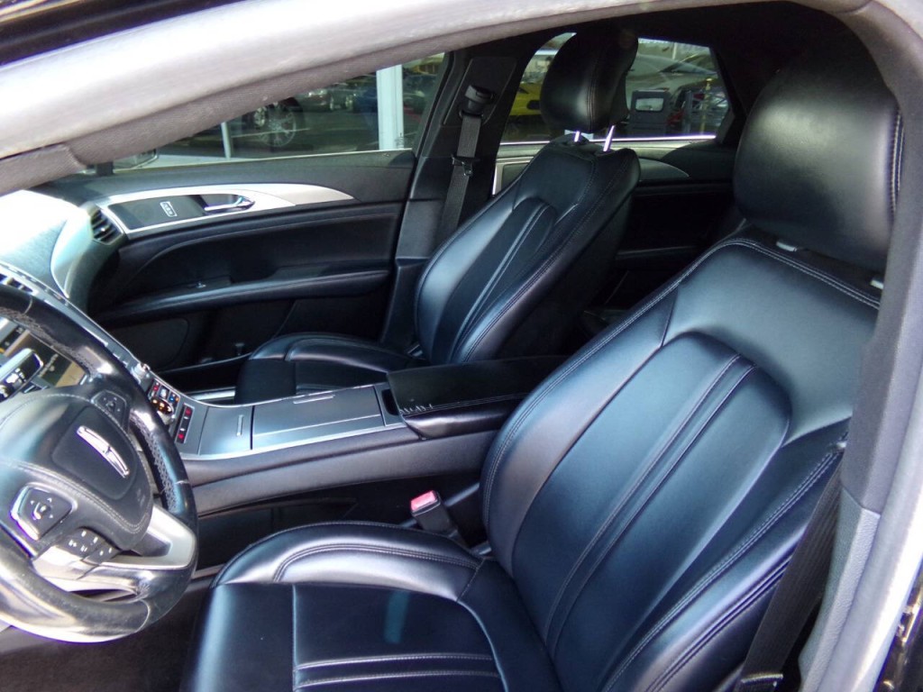 2017 Lincoln MKZ Image 11