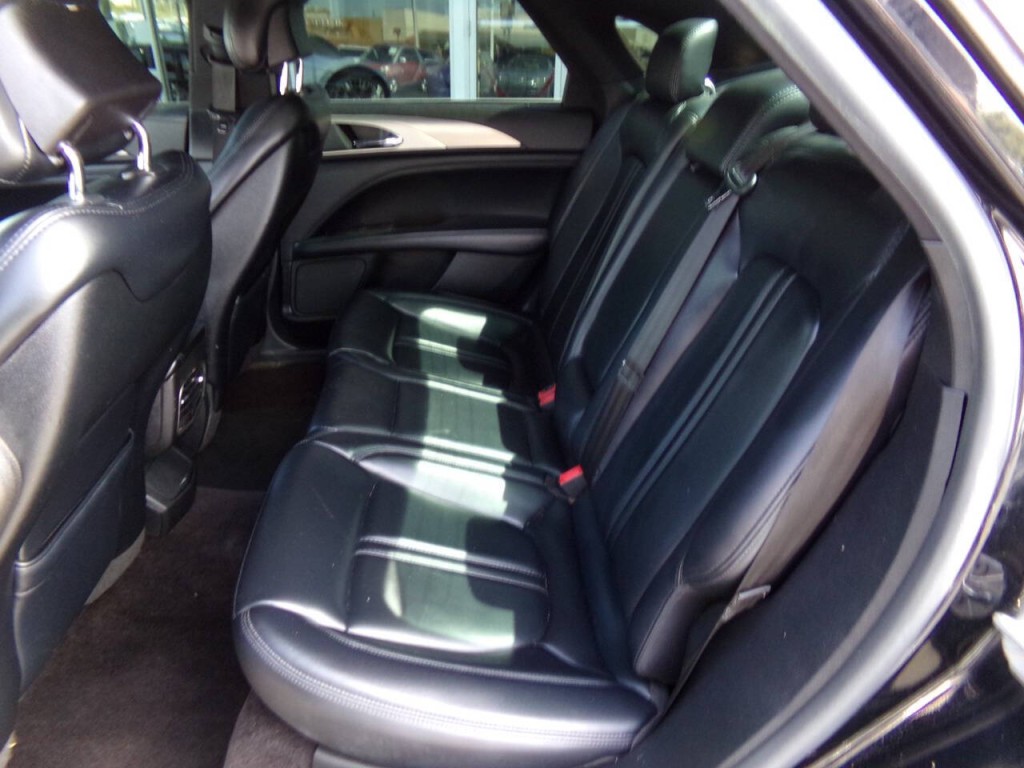 2017 Lincoln MKZ Image 13