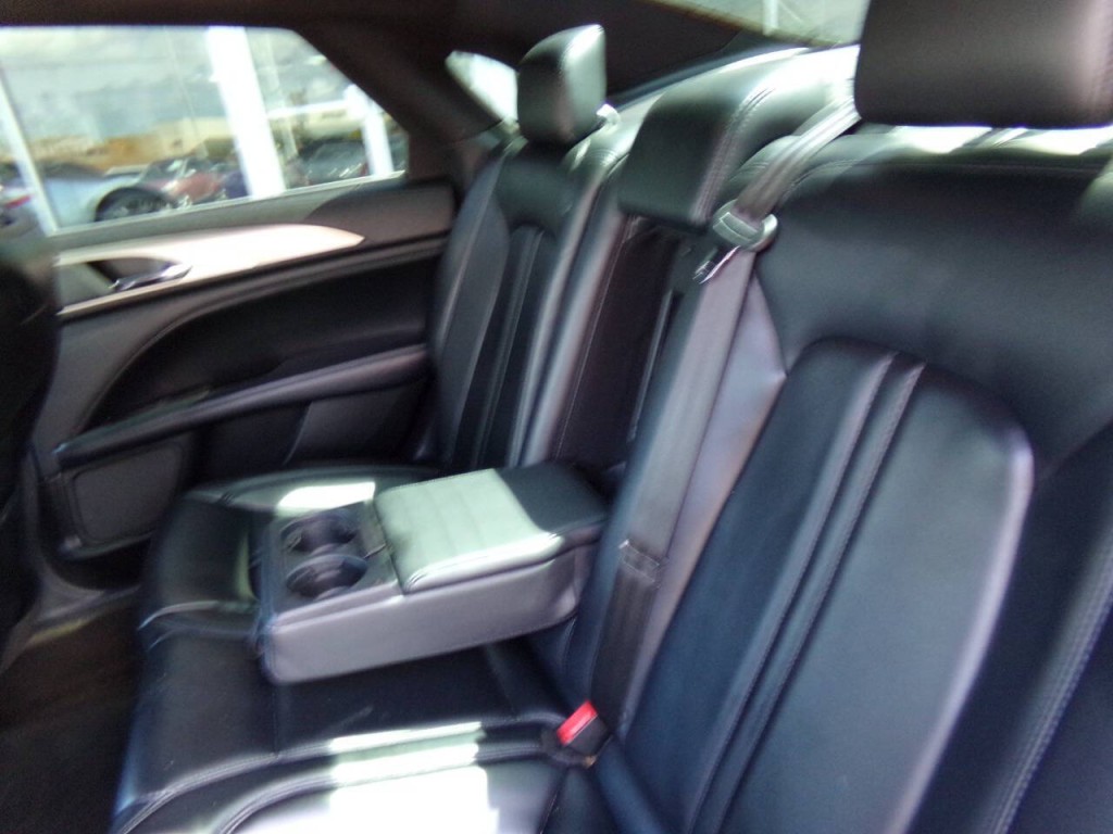 2017 Lincoln MKZ Image 15