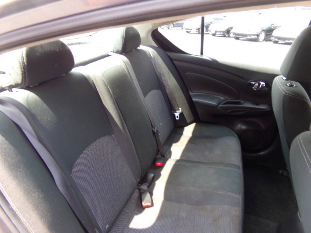 2019 Nissan Versa Image 21