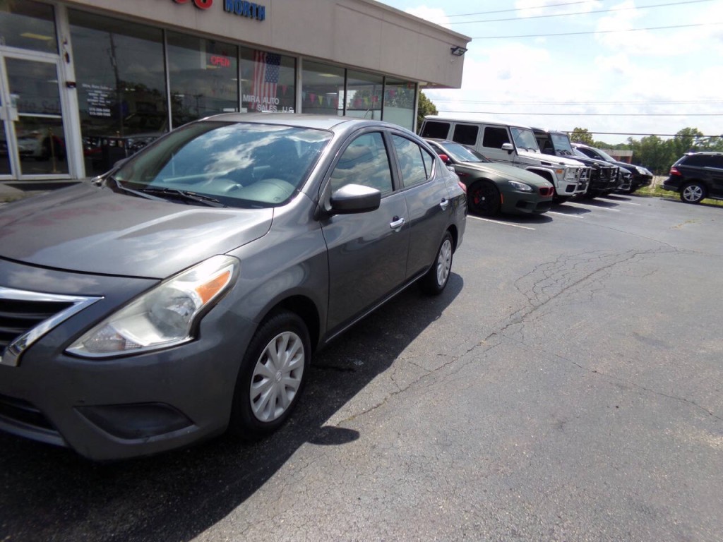 2019 Nissan Versa Image 29