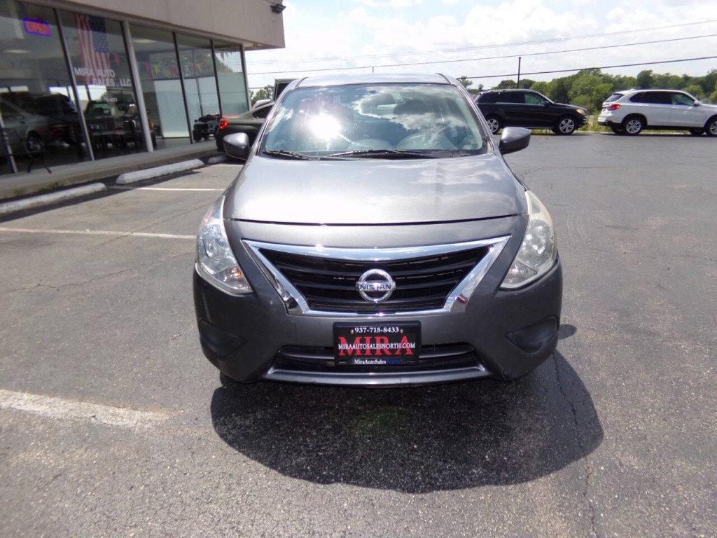 2019 Nissan Versa Image 42
