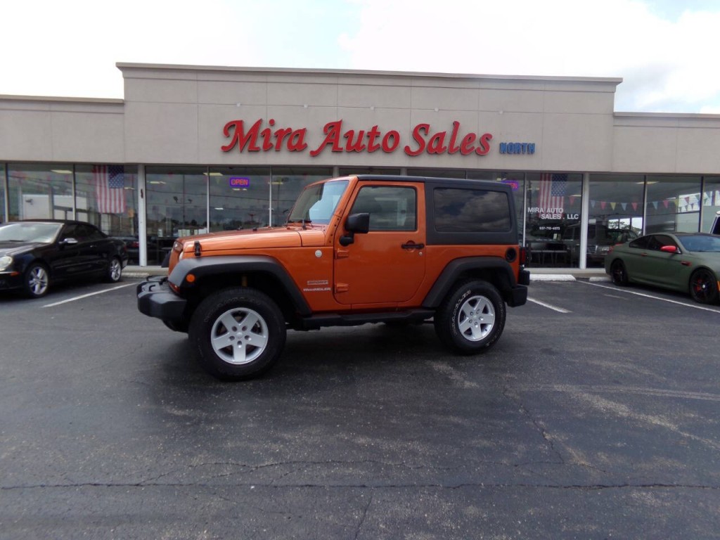 2011 Jeep Wrangler Image 1