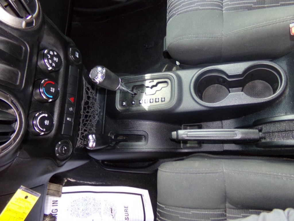 2011 Jeep Wrangler Image 53